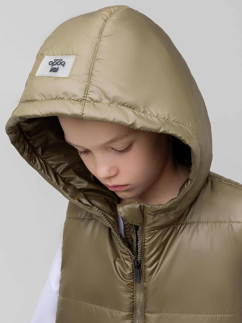 Жилет с капюшоном - фото 7