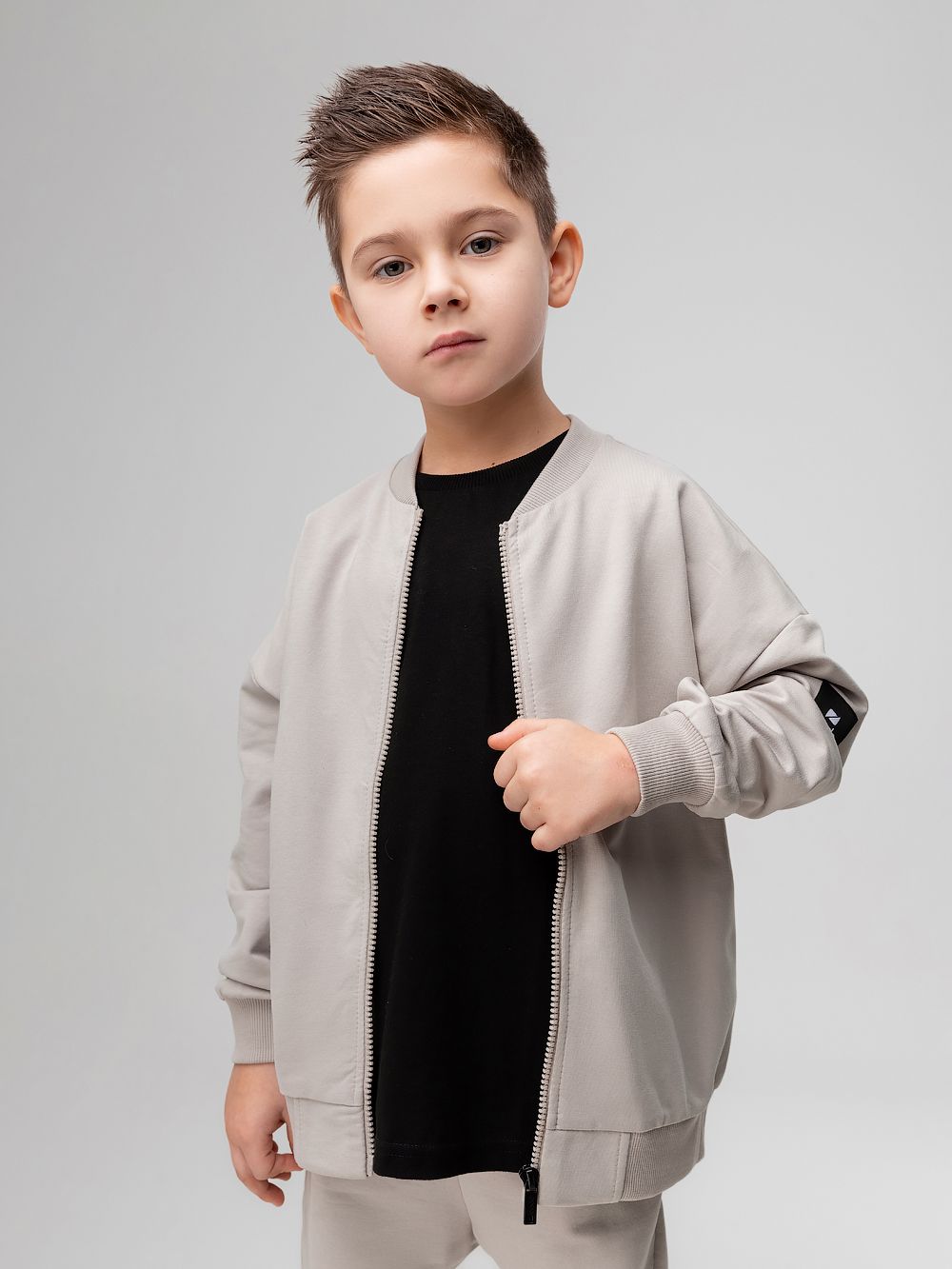 Костюм с бомбером на молнии - фото 2