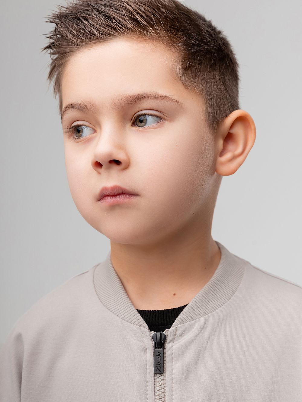 Костюм с бомбером на молнии - фото 3