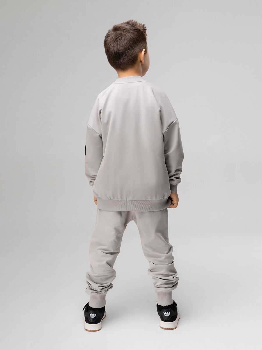 Костюм с бомбером на молнии - фото 7