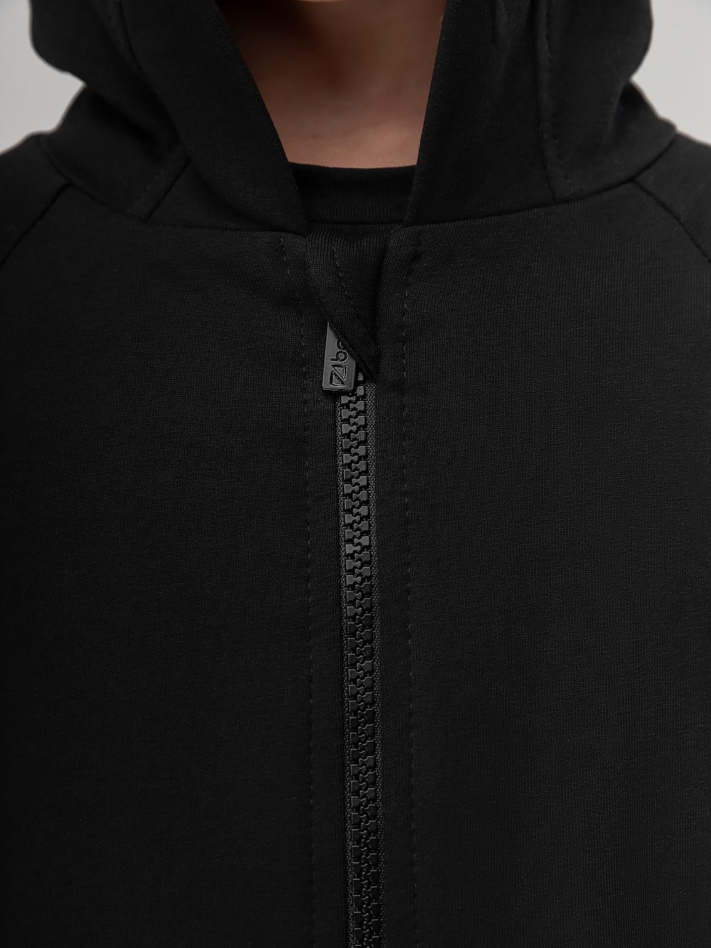 Костюм на молнии однотонный - фото 12