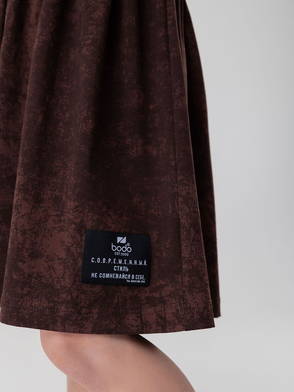 Платье с коротким рукавом - фото 5