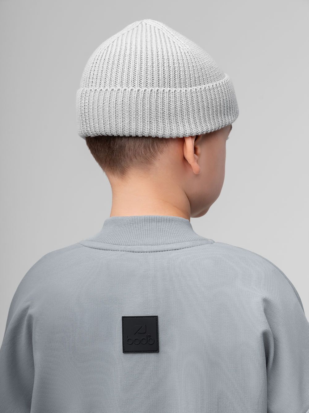 Костюм с бомбером на молнии - фото 12