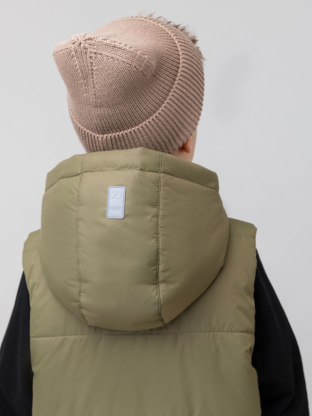 Жилет с капюшоном - фото 7