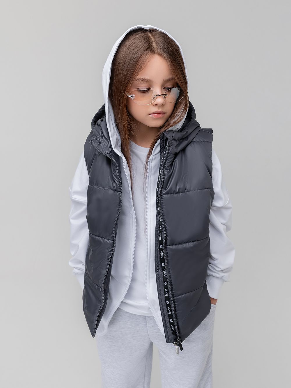 Жилет с капюшоном - фото 2