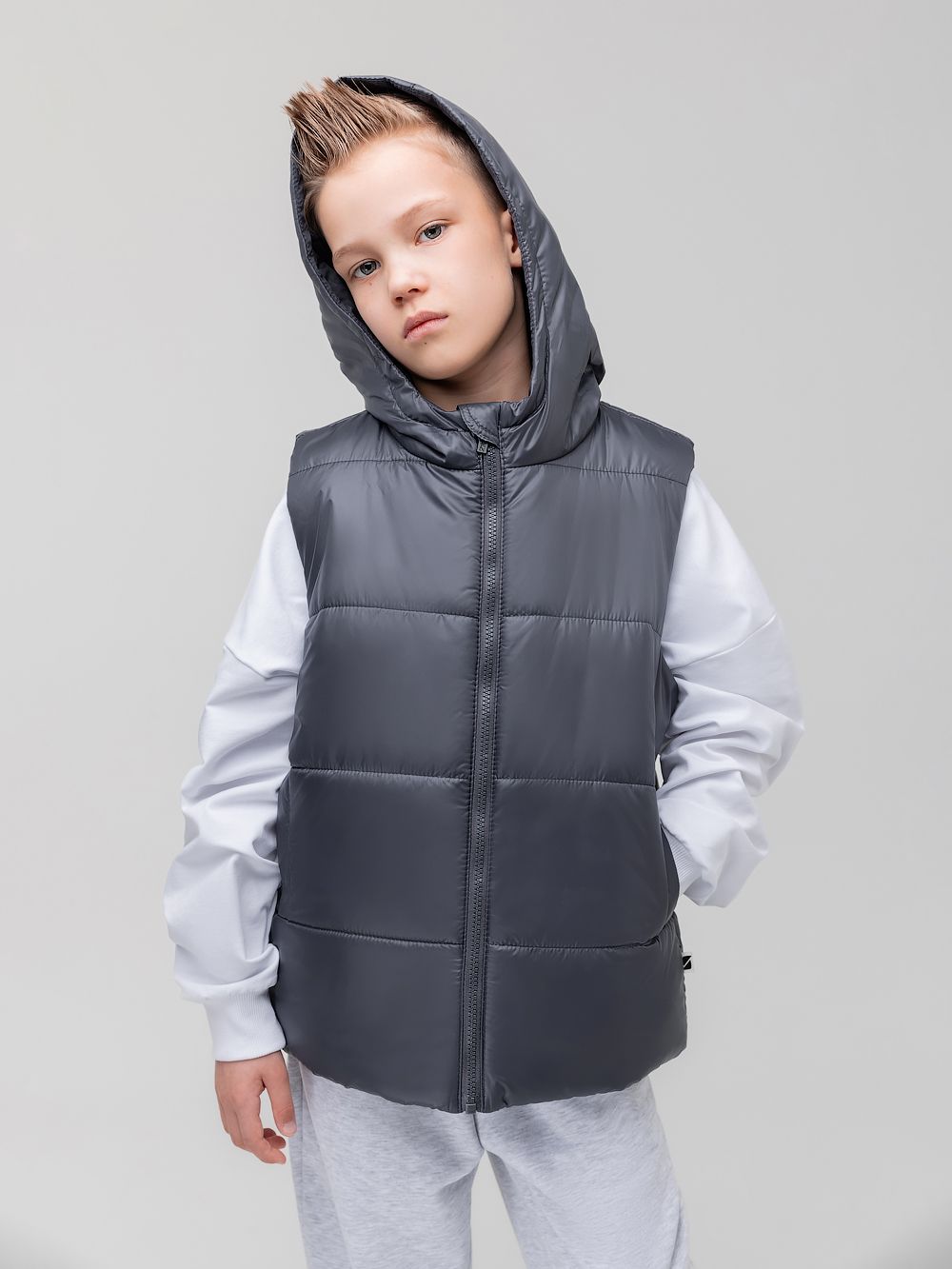 Жилет с капюшоном - фото 5