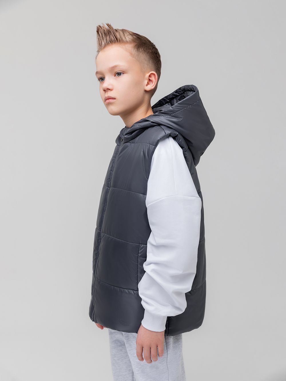 Жилет с капюшоном - фото 6