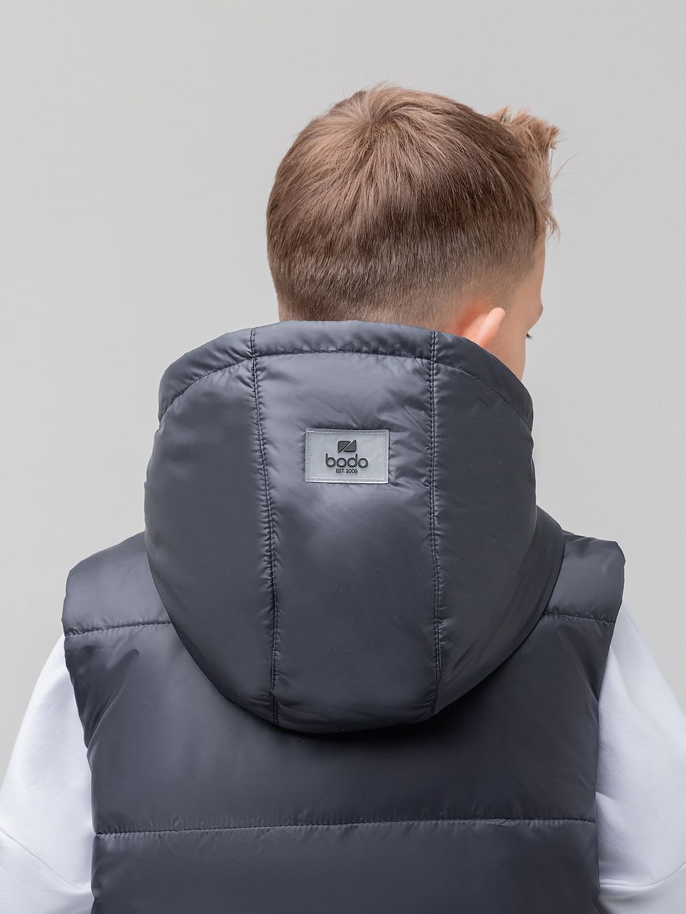 Жилет с капюшоном - фото 8