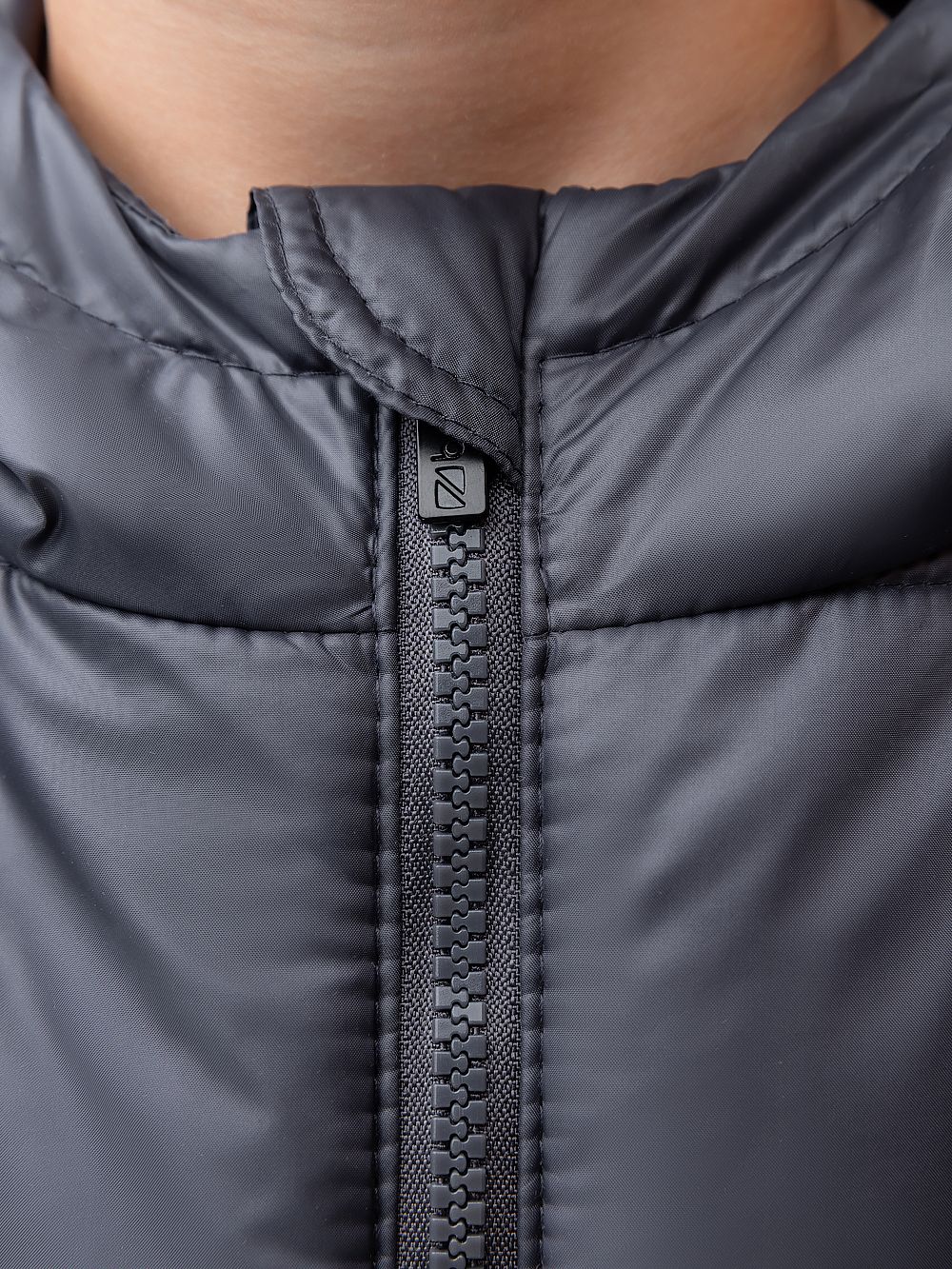 Жилет с капюшоном - фото 9