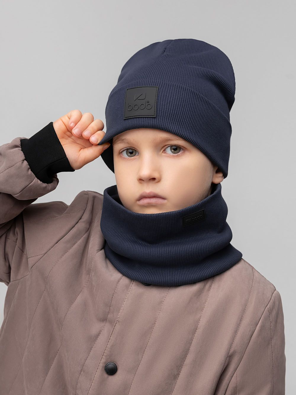 Комплект (шапка, снуд) с ПВХ нашивкой - фото 2