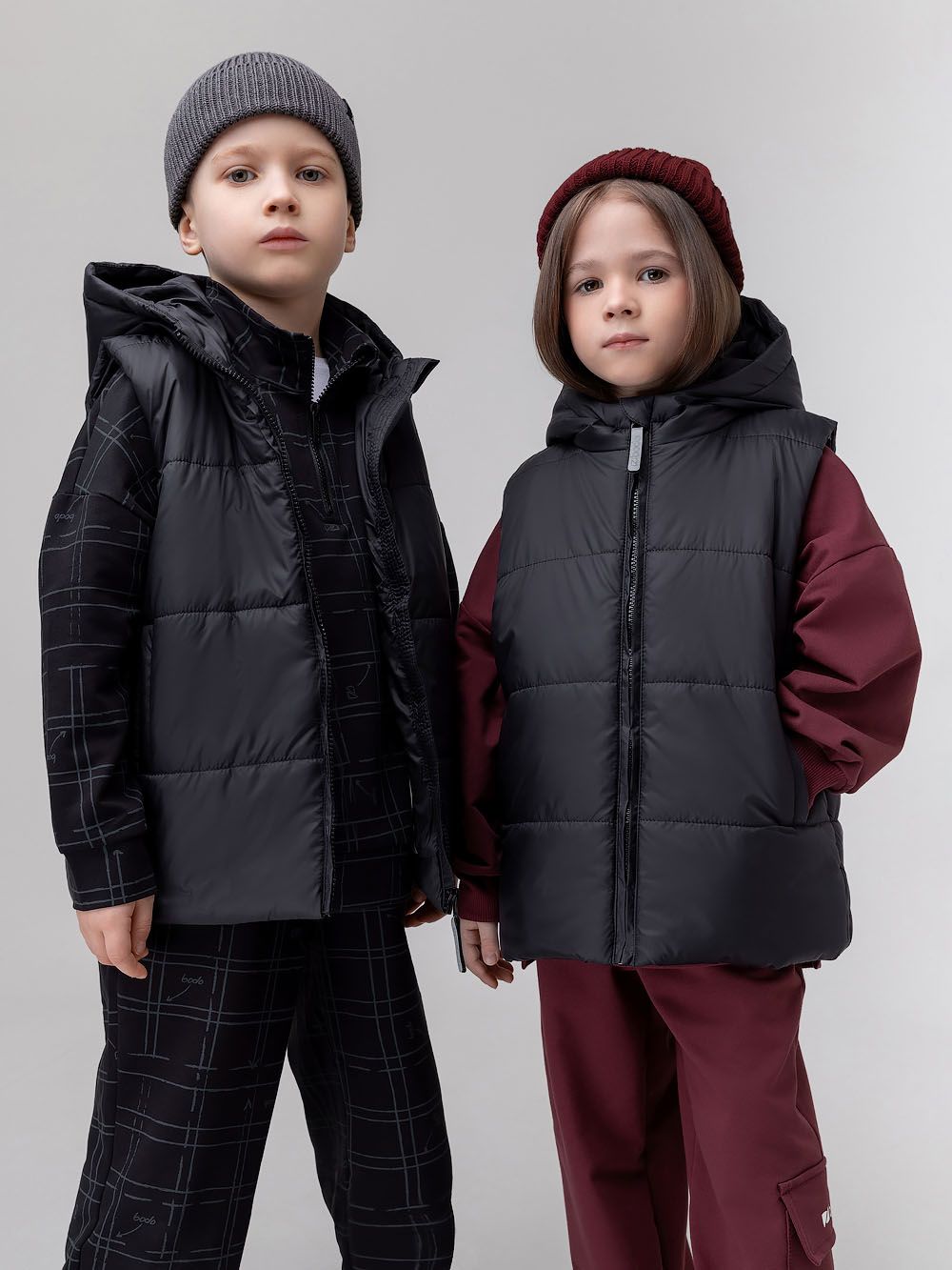 Жилет с капюшоном - фото 1