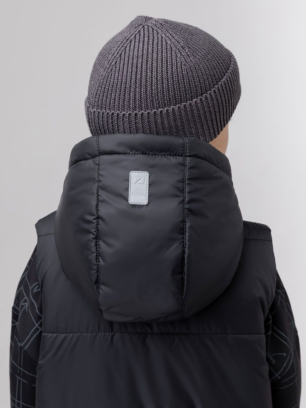 Жилет с капюшоном - фото 11