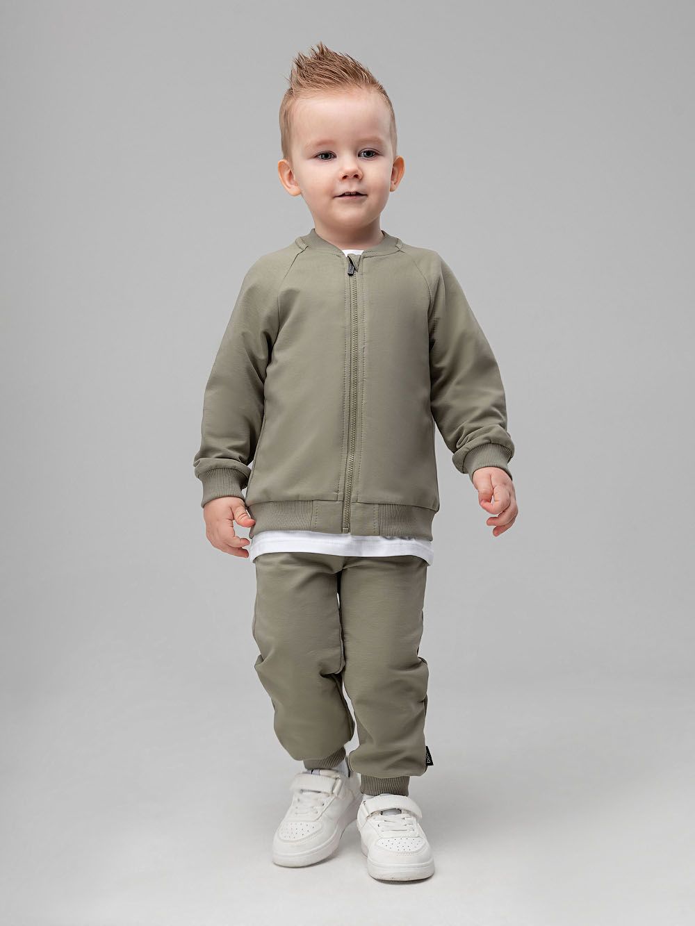 Костюм на молнии - фото 1