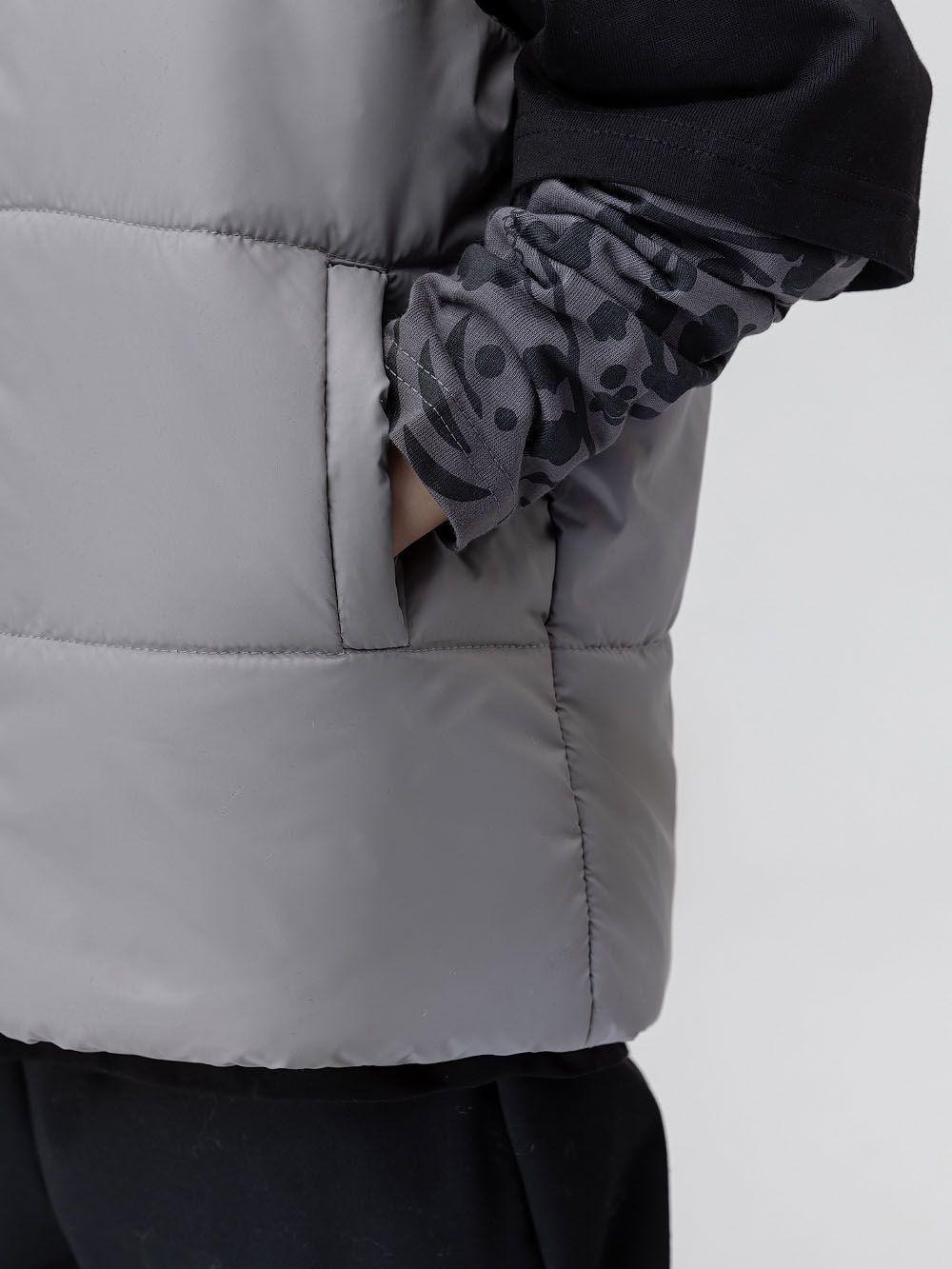 Жилет с капюшоном - фото 4