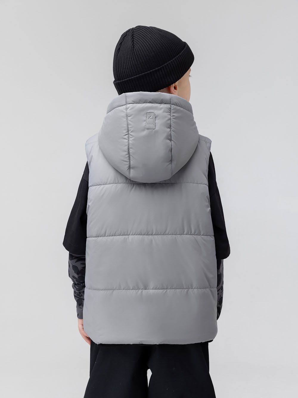 Жилет с капюшоном - фото 6