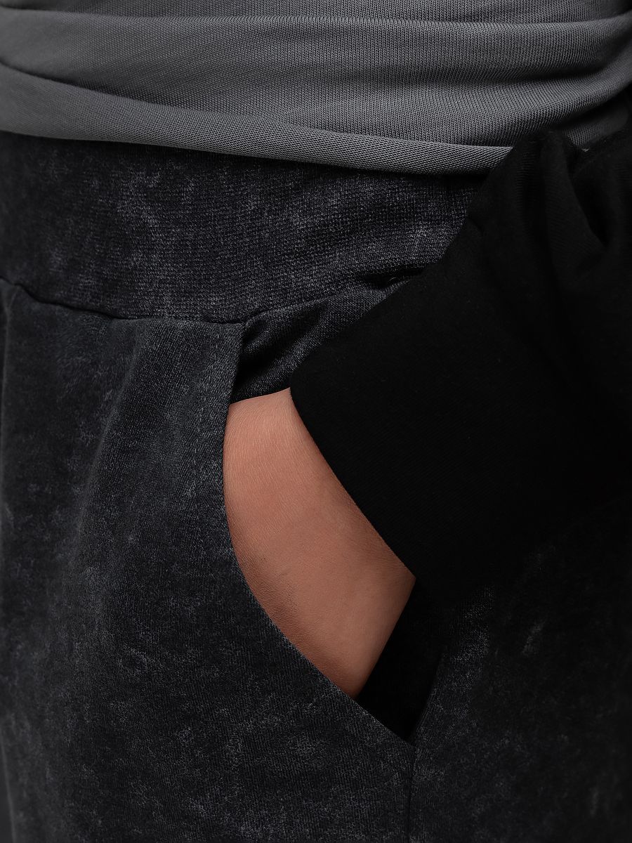 Брюки с накладными карманами - фото 7