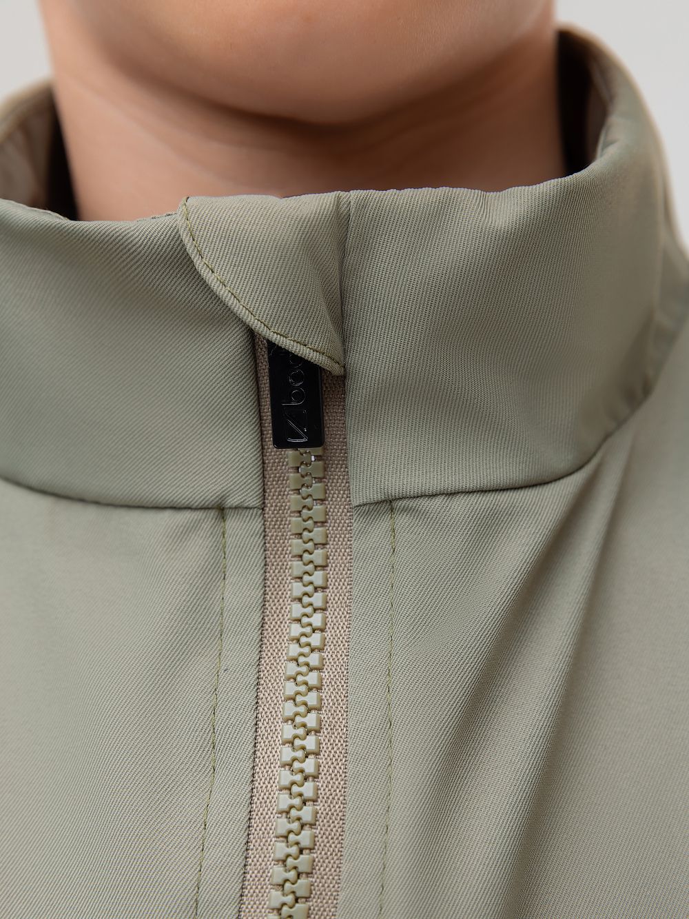 Ветровка на молнии - фото 10