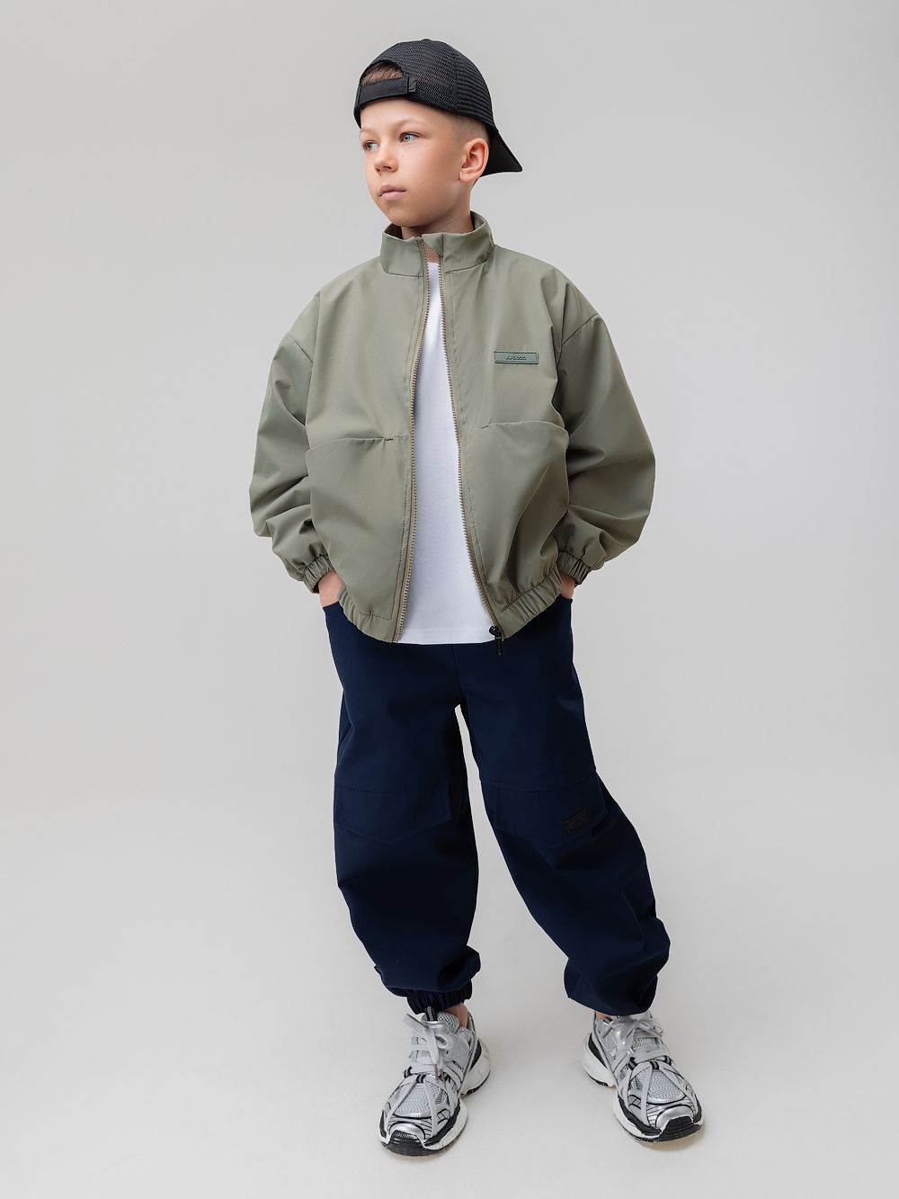 Ветровка на молнии - фото 5