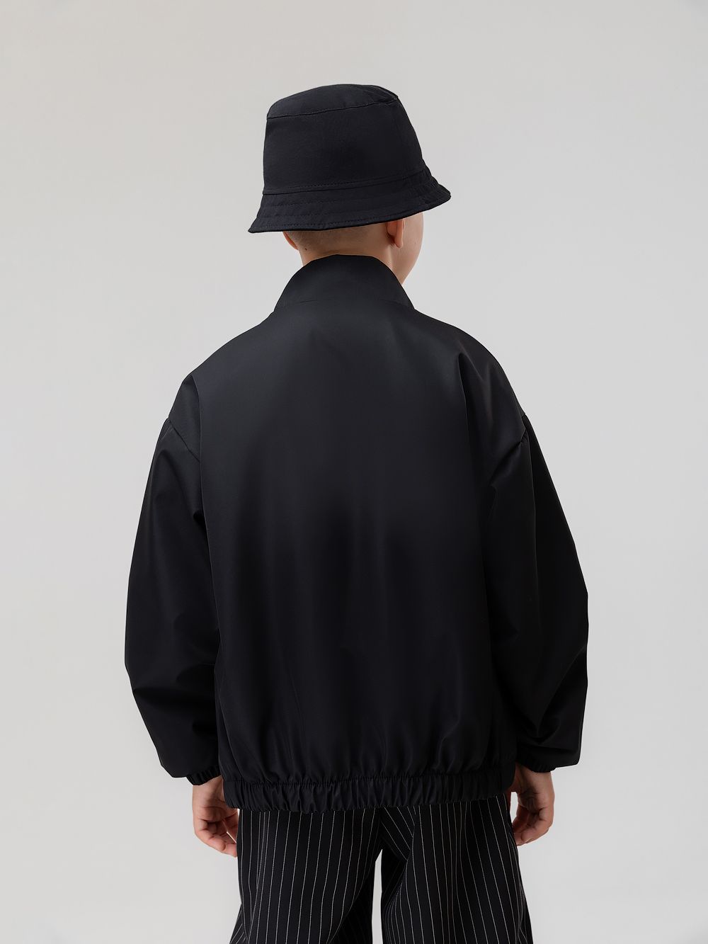 Ветровка на молнии - фото 8