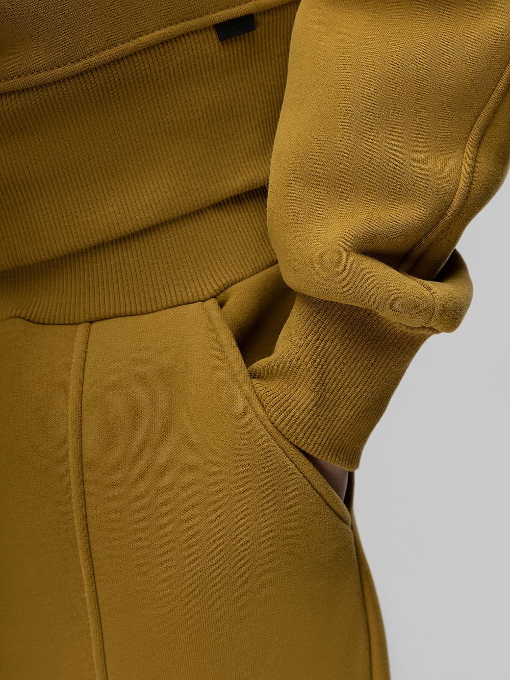 Костюм теплый с отстрочками - фото 7