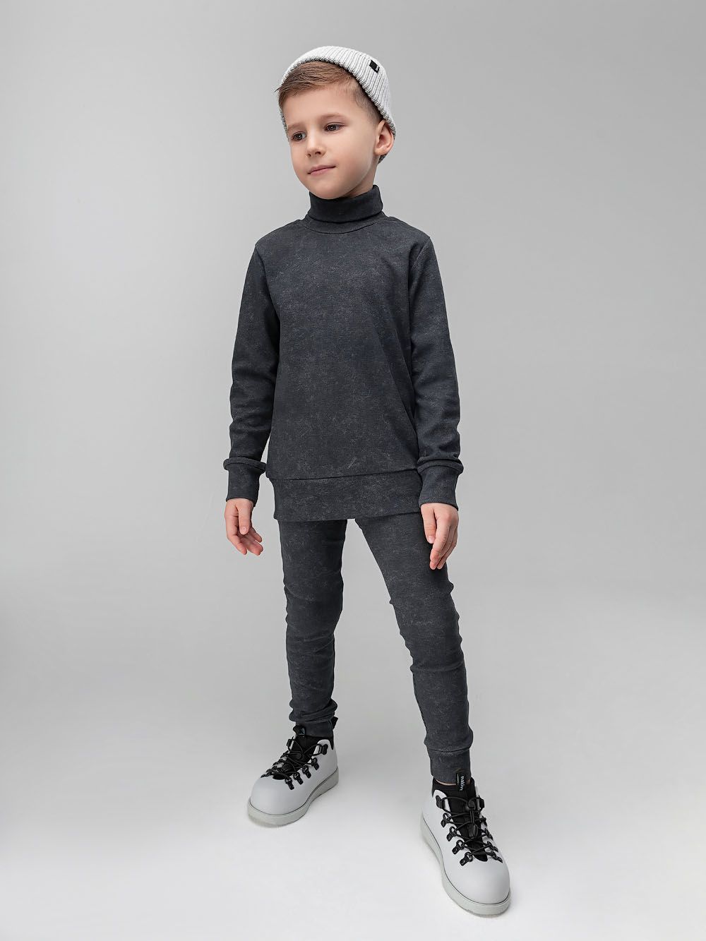 Костюм с водолазкой - фото 1