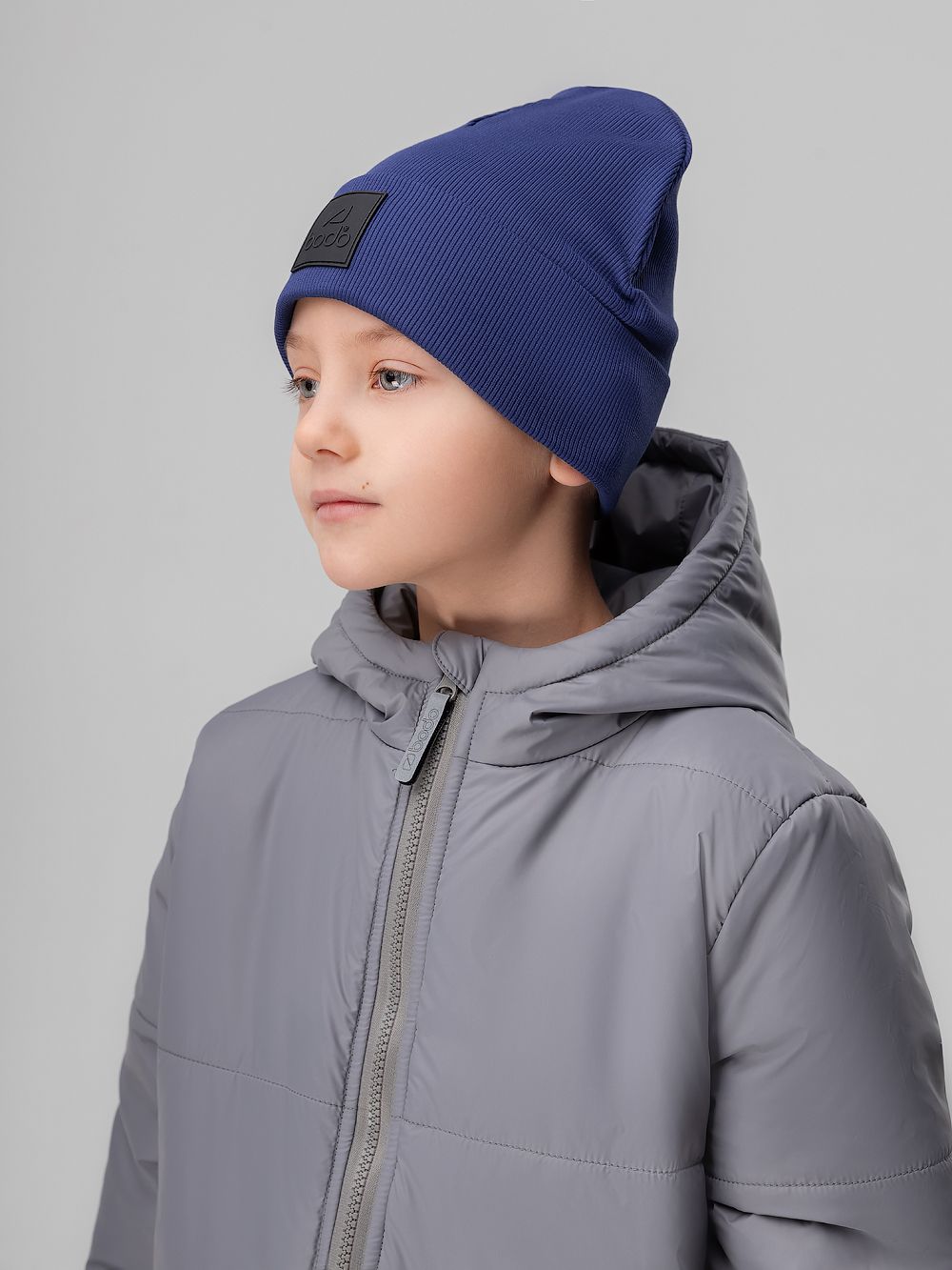 Шапка в рубчик с ПВХ нашивкой - фото 2