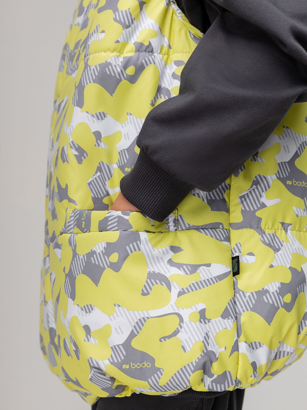 Жилет с принтом - фото 8