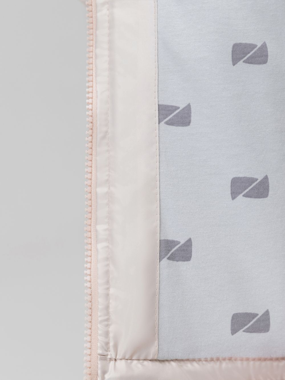 Куртка с капюшоном - фото 10