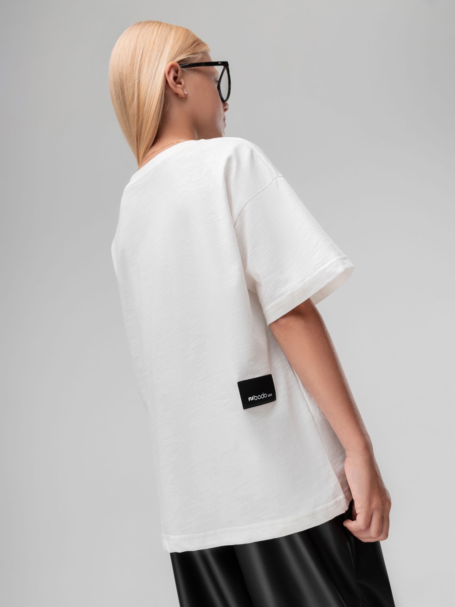 Футболка с накладным карманом - фото 4