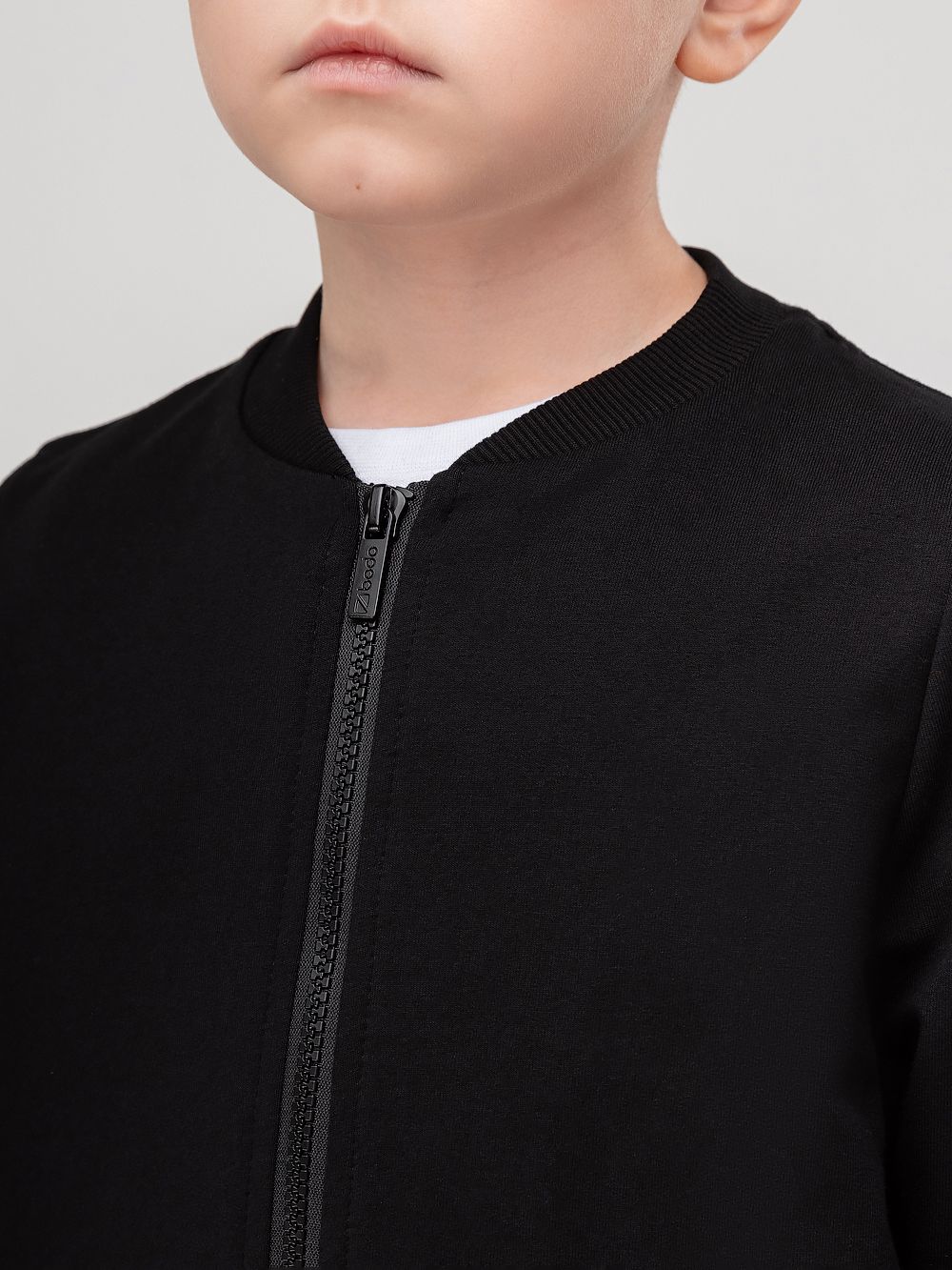 Костюм с декоративным кантом - фото 7