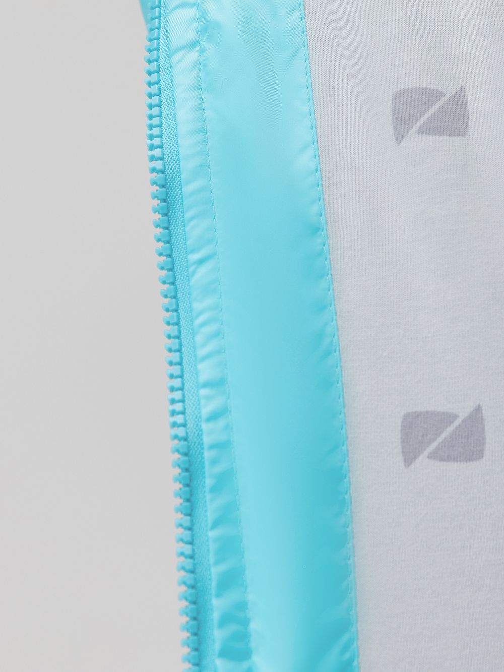 Куртка с капюшоном - фото 8