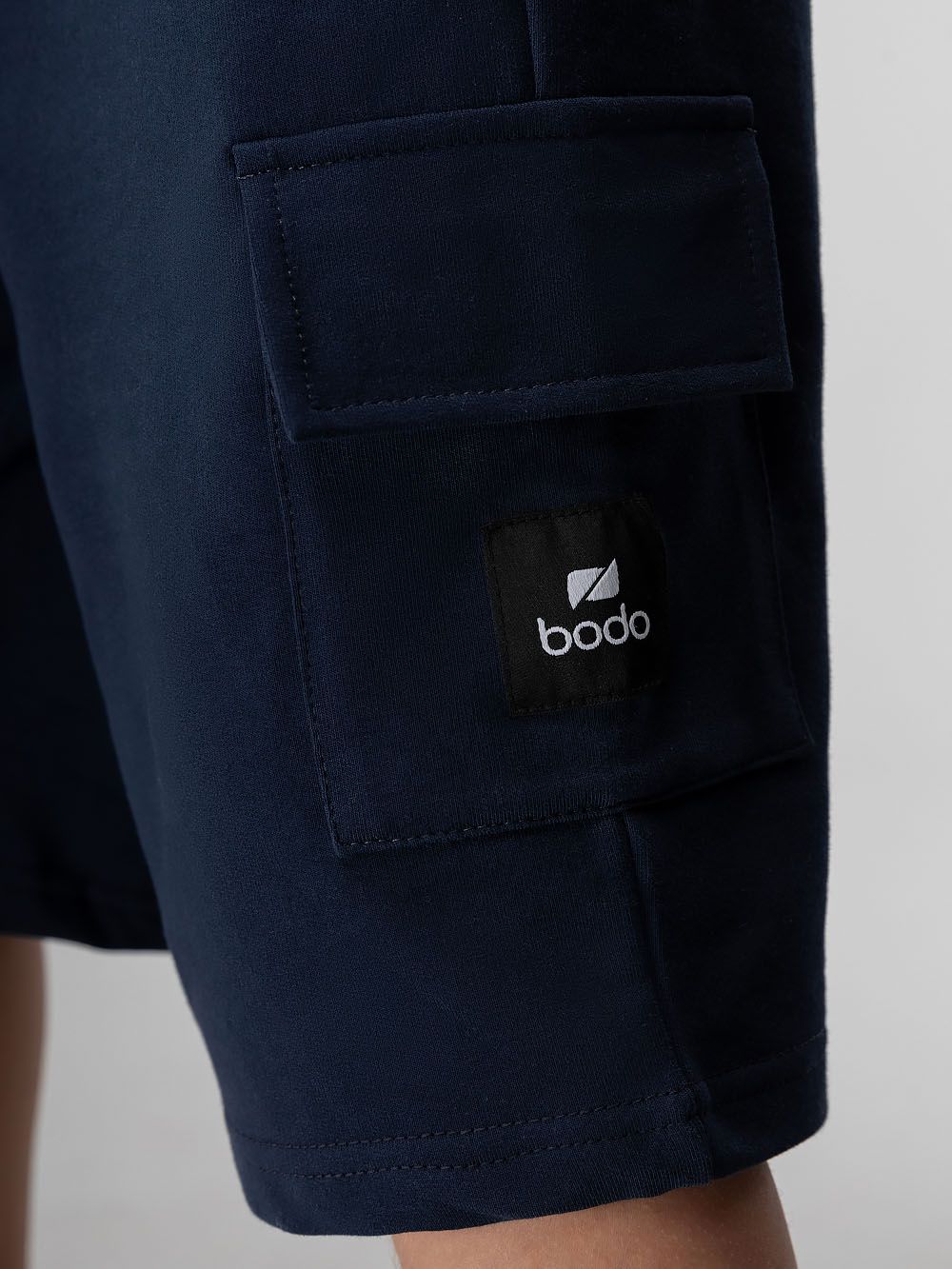 Шорты с накладными карманами - фото 5