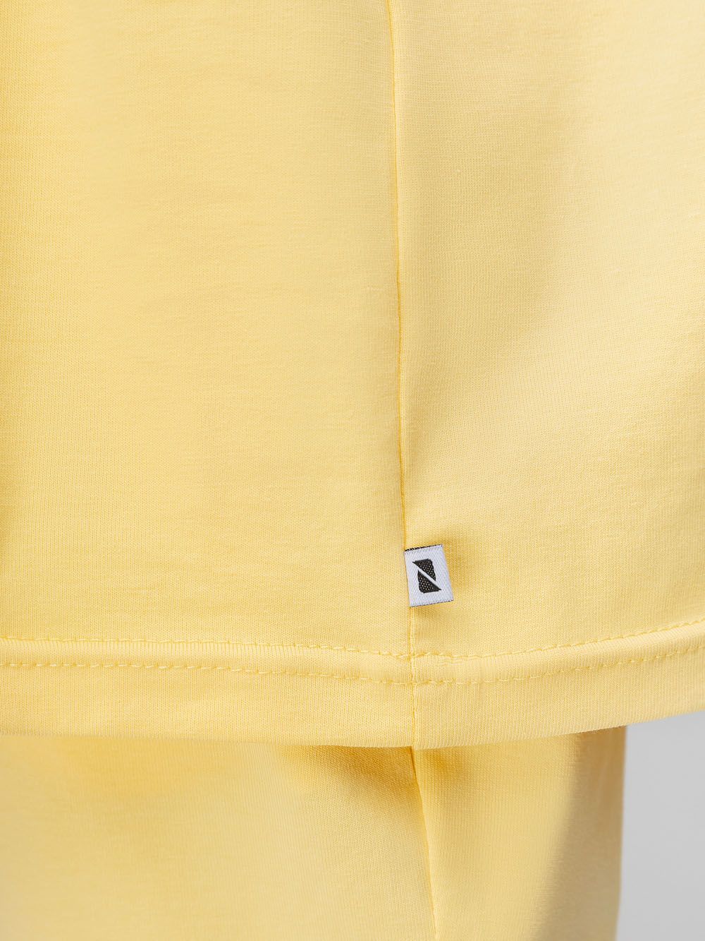 Костюм однотонный с шортами - фото 9