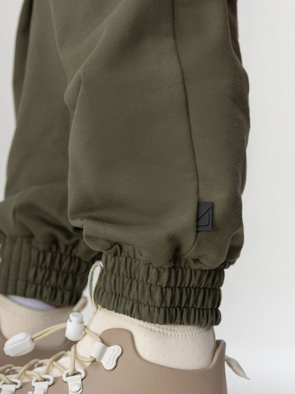 Костюм с оверсайз худи - фото 6