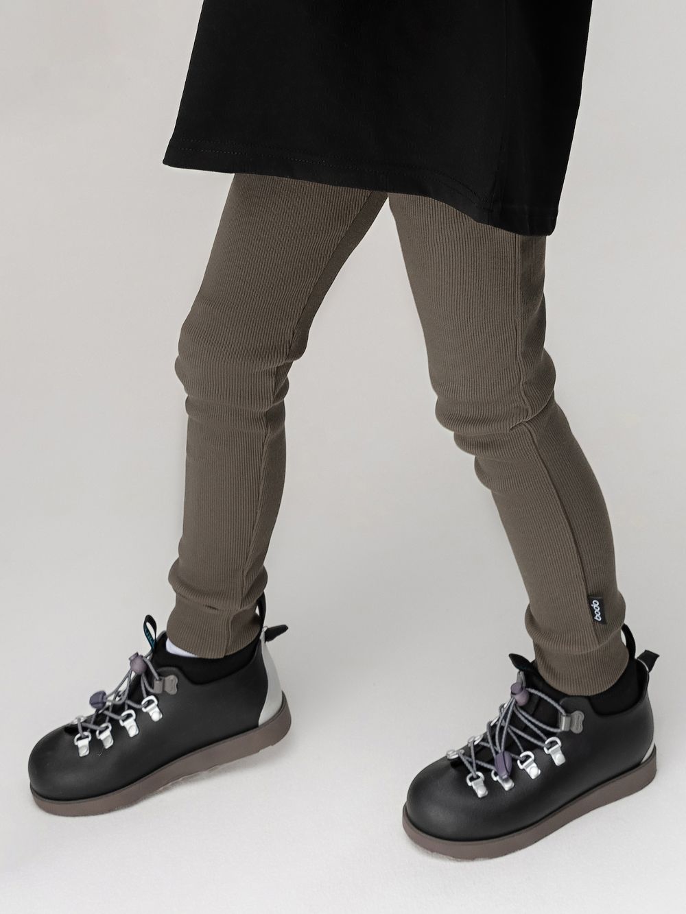 Леггинсы в рубчик - фото 6