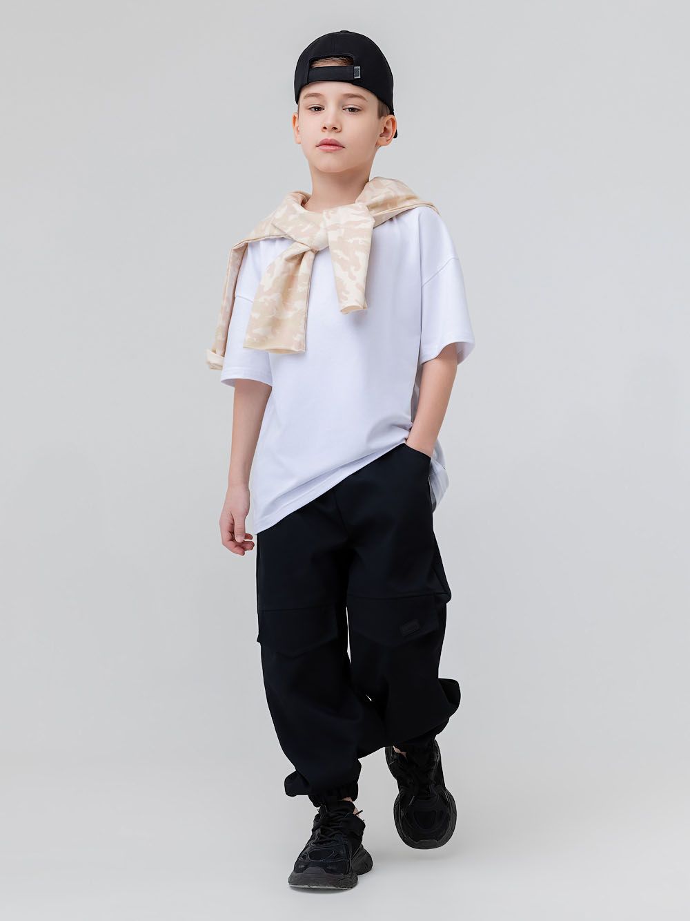 Брюки с декоративными клапанами - фото 1