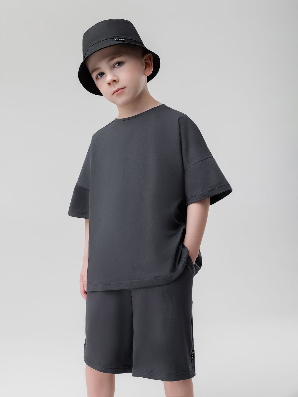 Костюм однотонный с шортами - фото 2