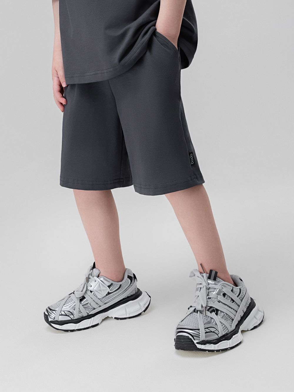 Костюм однотонный с шортами - фото 7