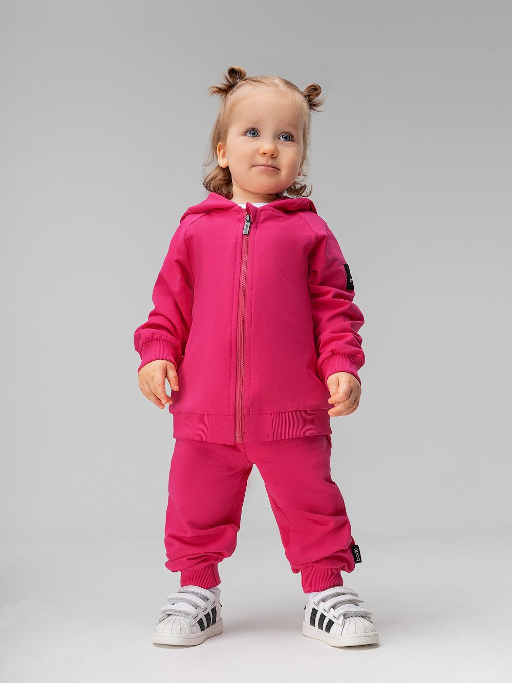 Костюм с капюшоном Костюм с капюшоном - фото 2