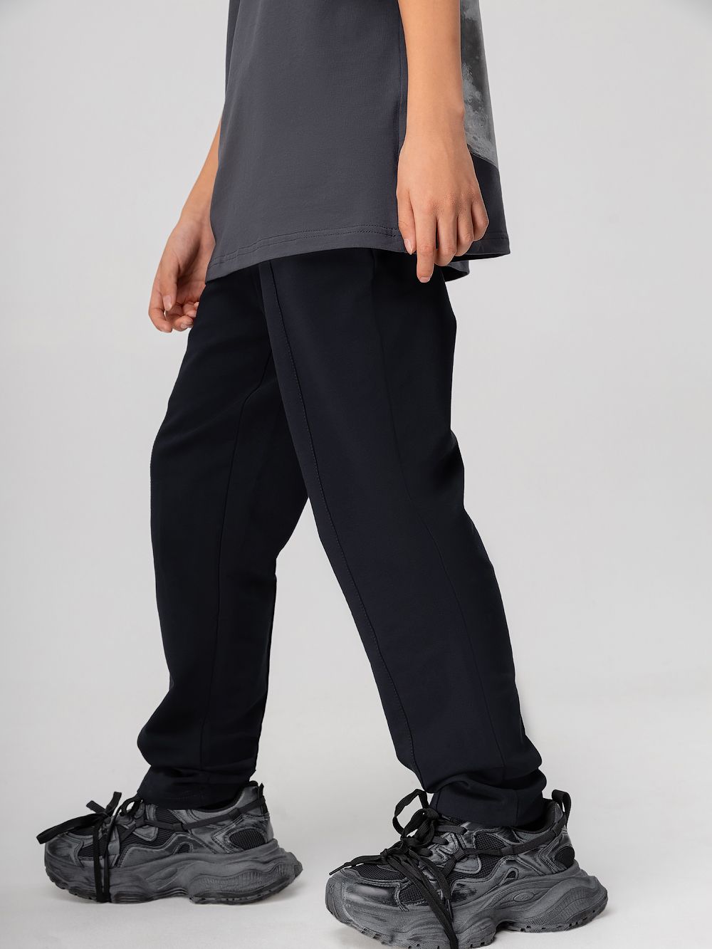 Зауженные брюки с отстрочками Зауженные брюки с отстрочками - фото 5