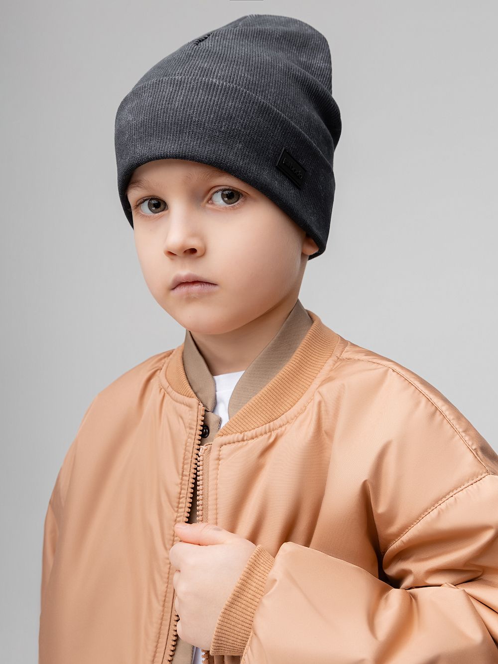 Шапка в рубчик - фото 1