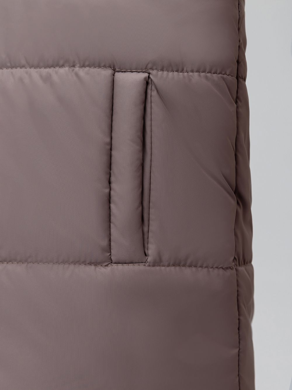 Жилет утеплённый - фото 7