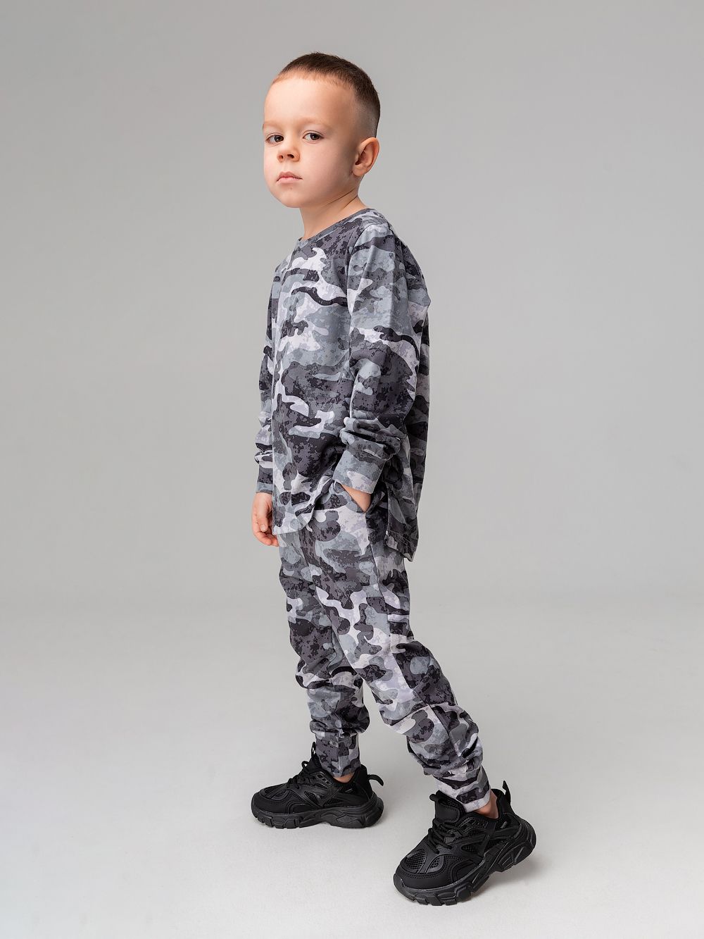 Костюм с брендированной резинкой - фото 6