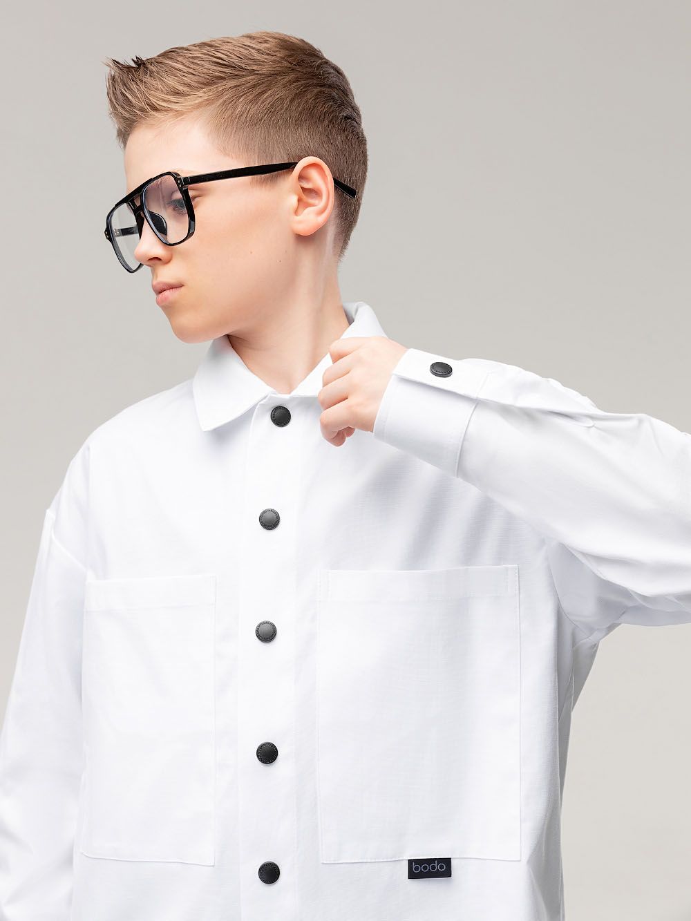 Рубашка с накладными карманами - фото 8