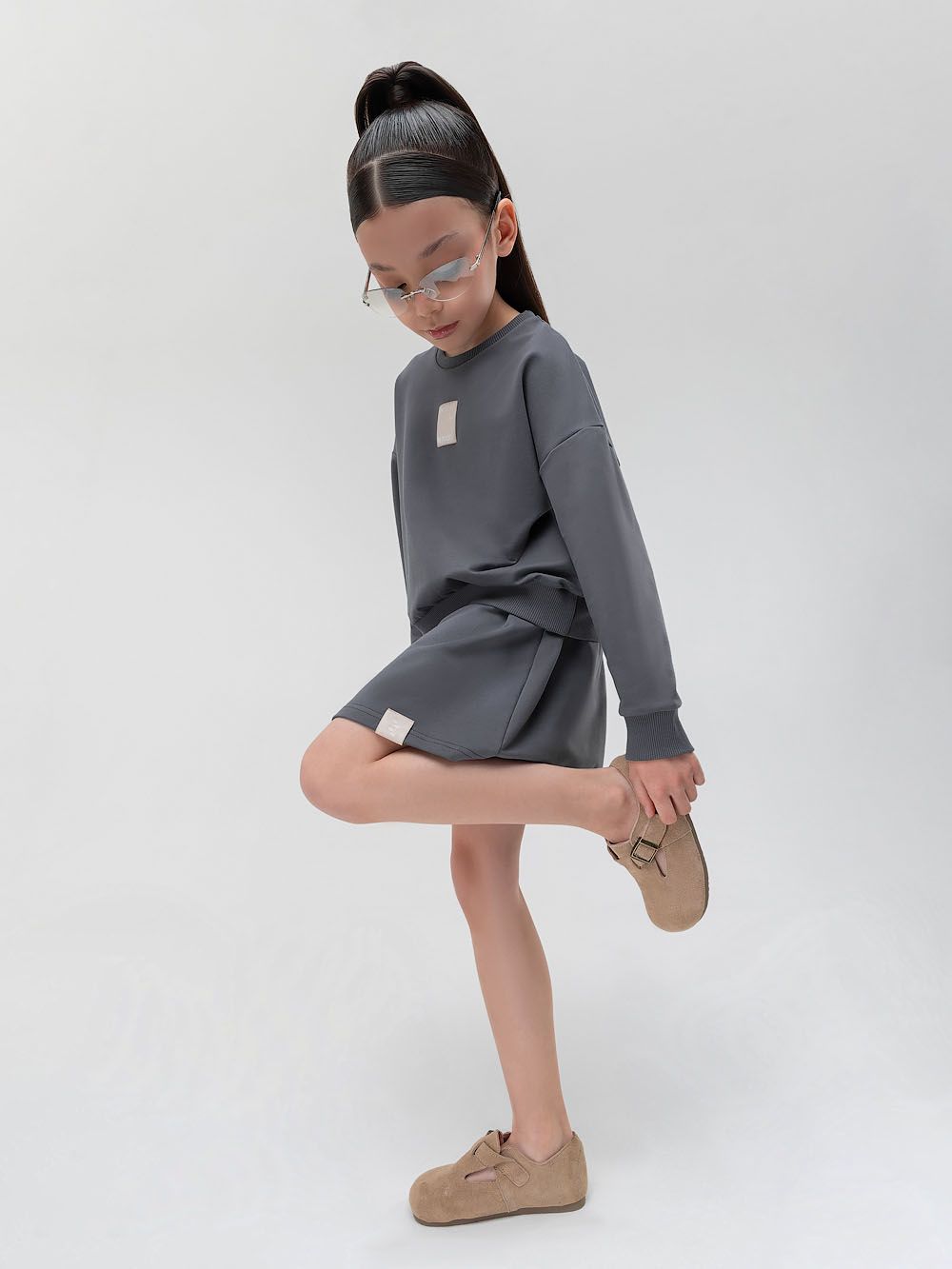 Костюм с юбкой - фото 1