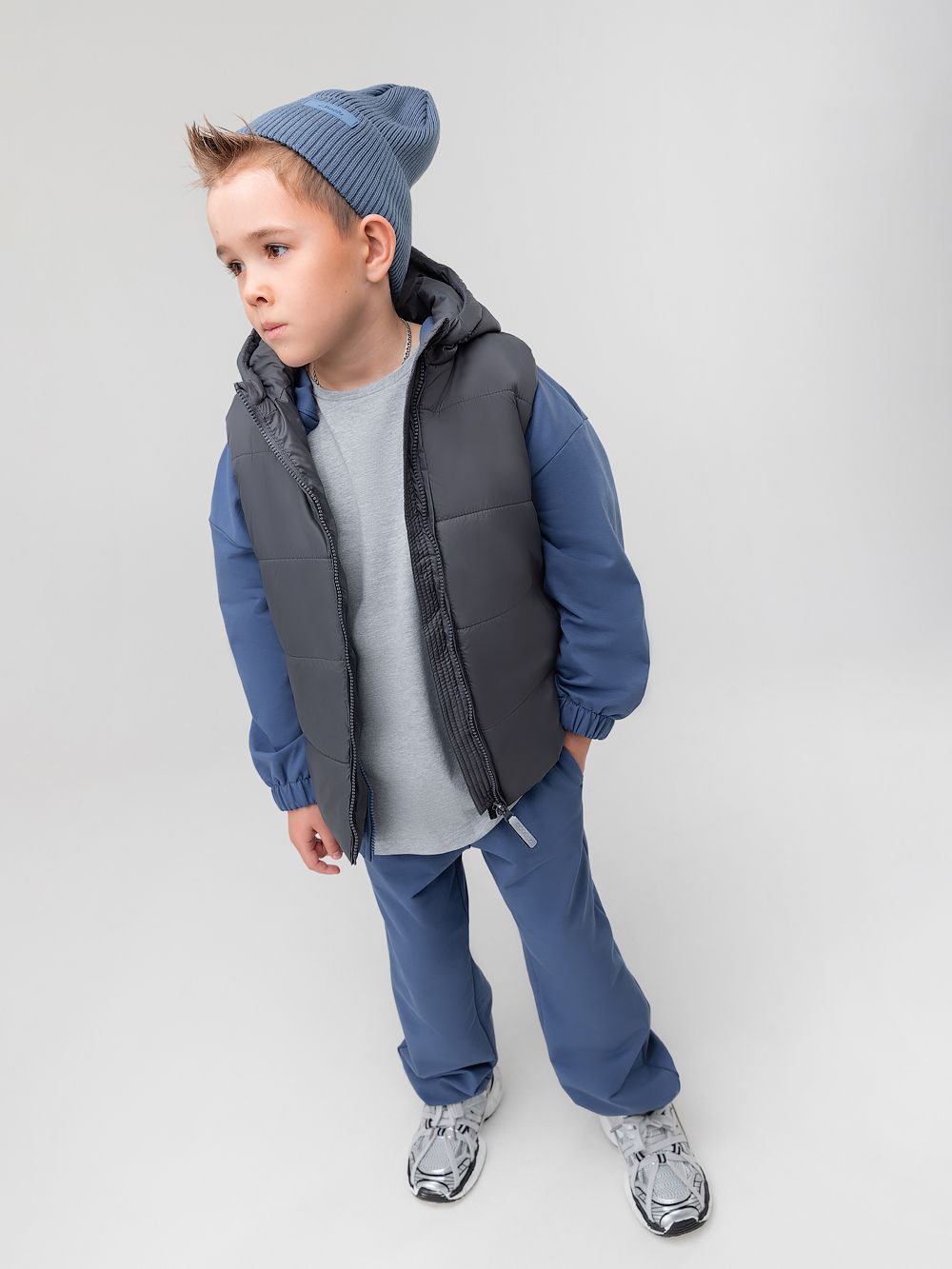 Жилет с капюшоном - фото 8