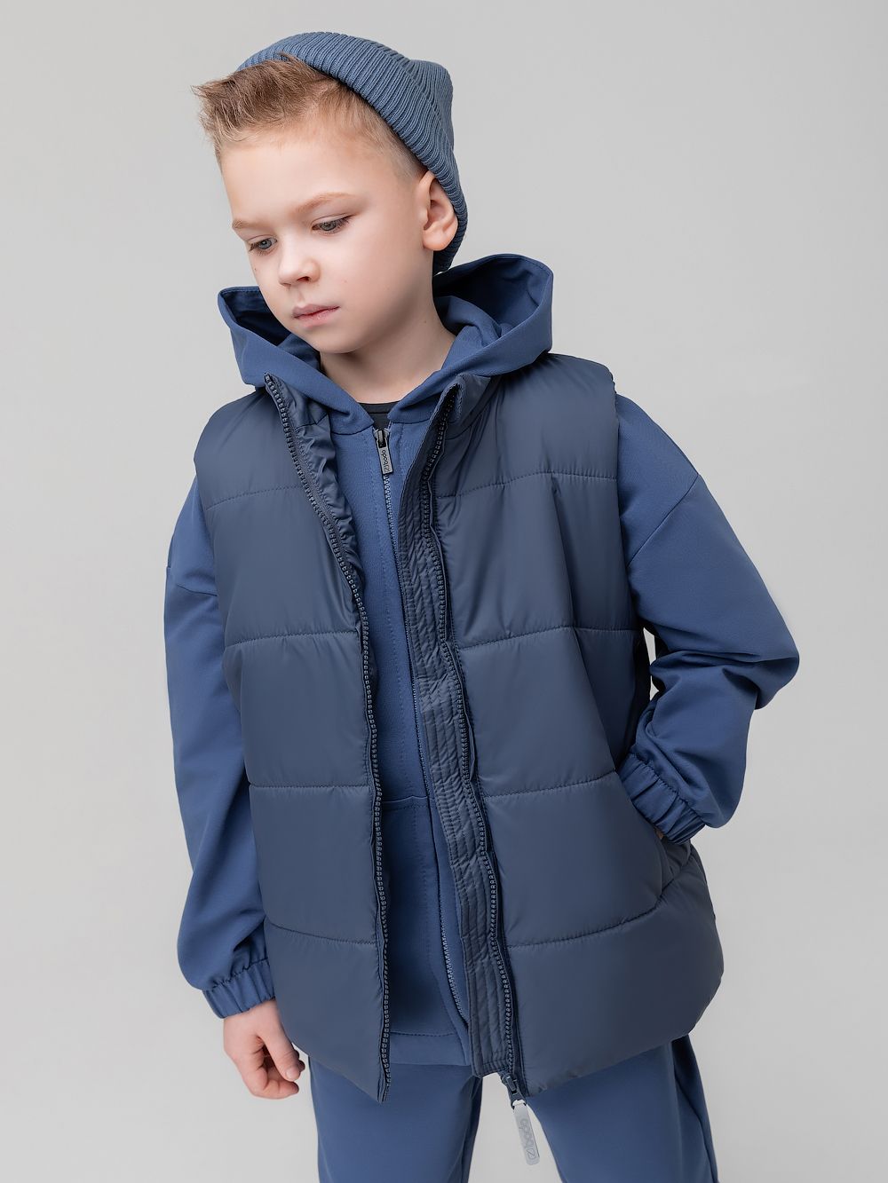 Жилет утеплённый - фото 1