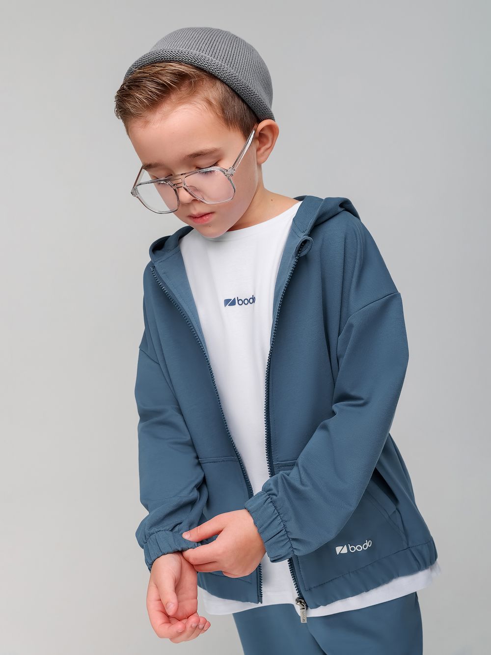 Костюм с толстовкой на молнии - фото 2