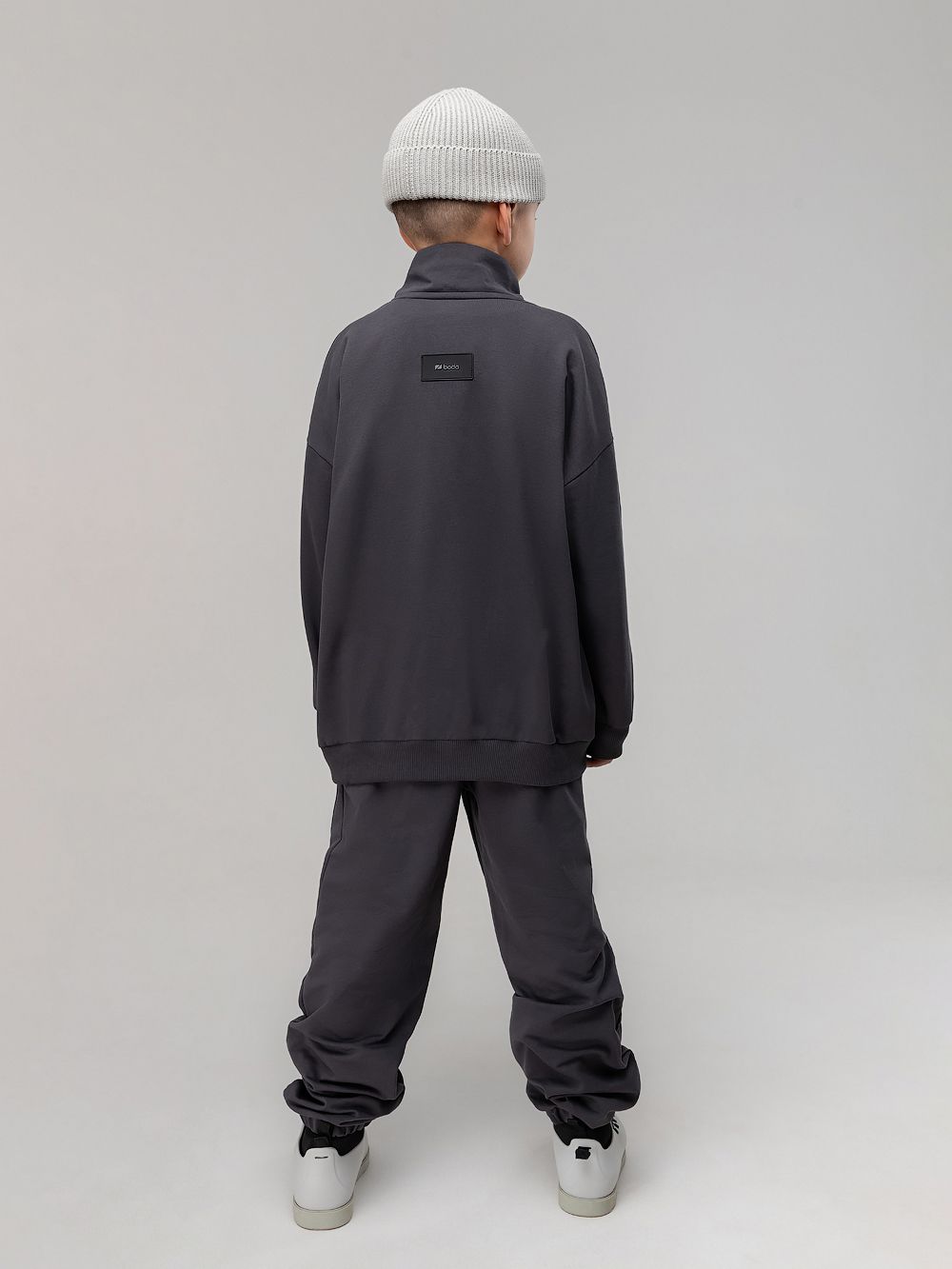 Костюм с толстовкой на короткой молнии - фото 8