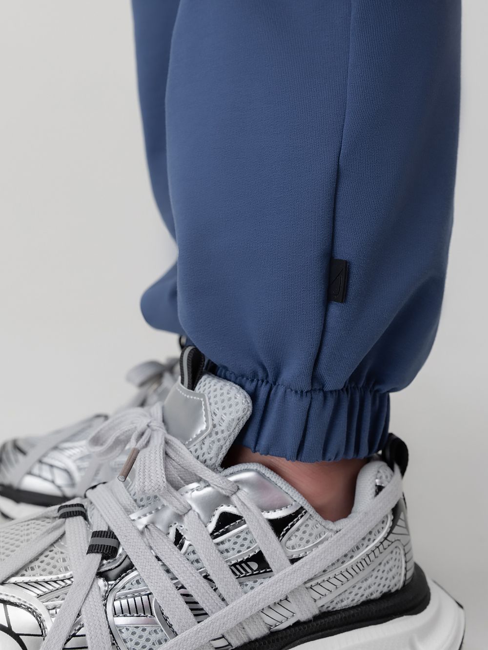 Костюм с толстовкой - фото 8